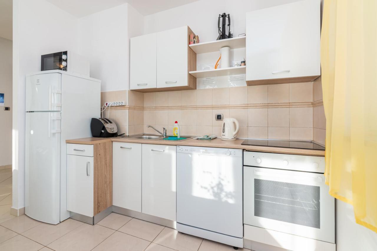 Apartment Mimoza 5, Baska, Krk Ngoại thất bức ảnh