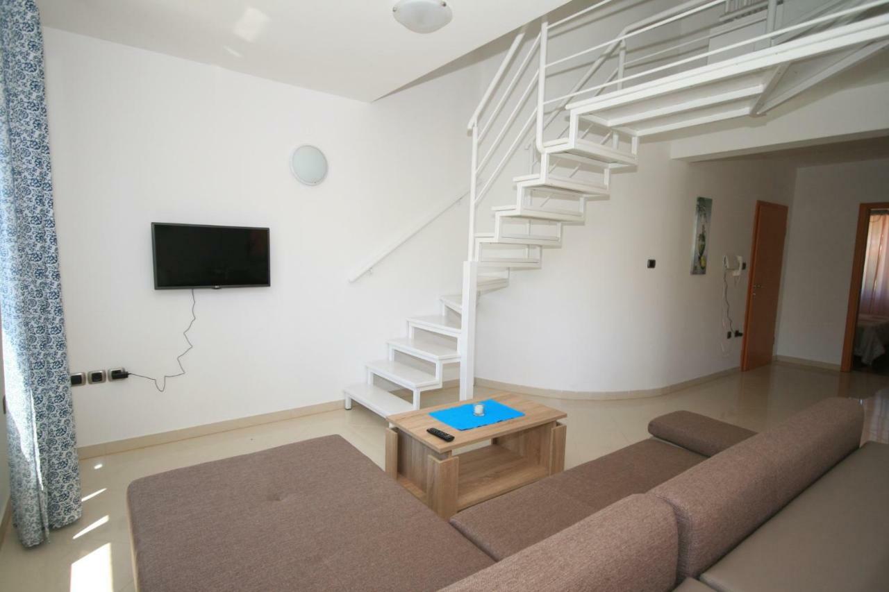 Apartment Mimoza 5, Baska, Krk Ngoại thất bức ảnh